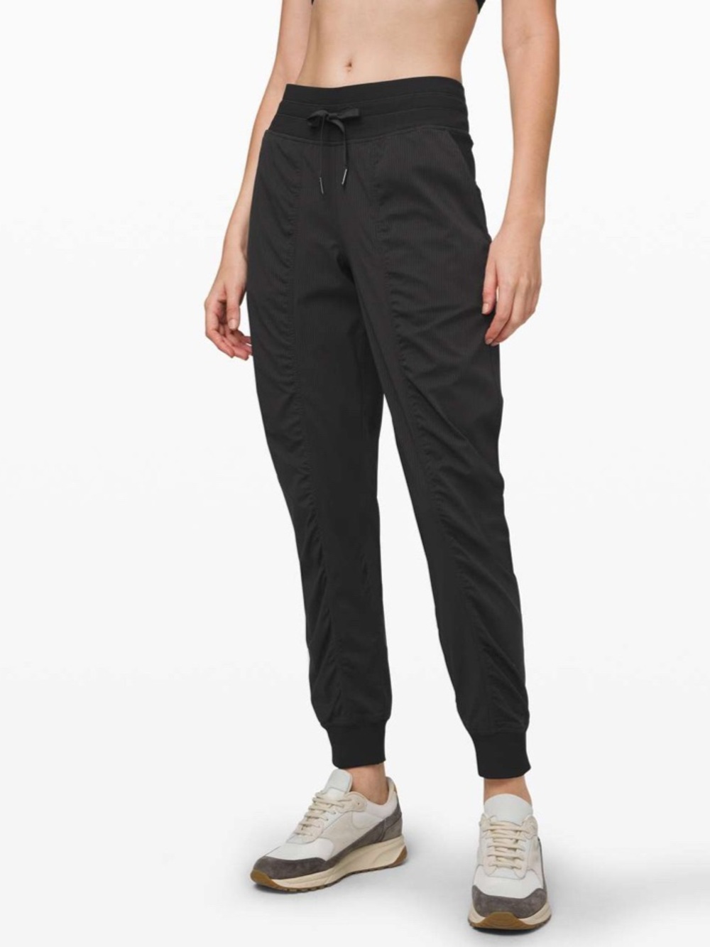 Lululemon Dance Studio Jogger in Black Sz 6